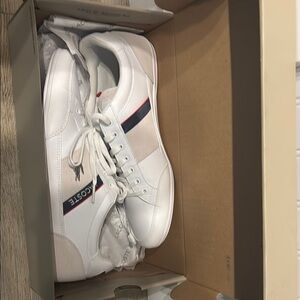 Lacoste sneakers w/ Shoe Box